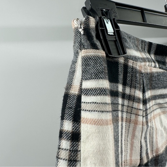 Forever 21 Flared Skirt – Black, Tan, Beige & Grey Pattern, Size Medium - Picture 4 of 5